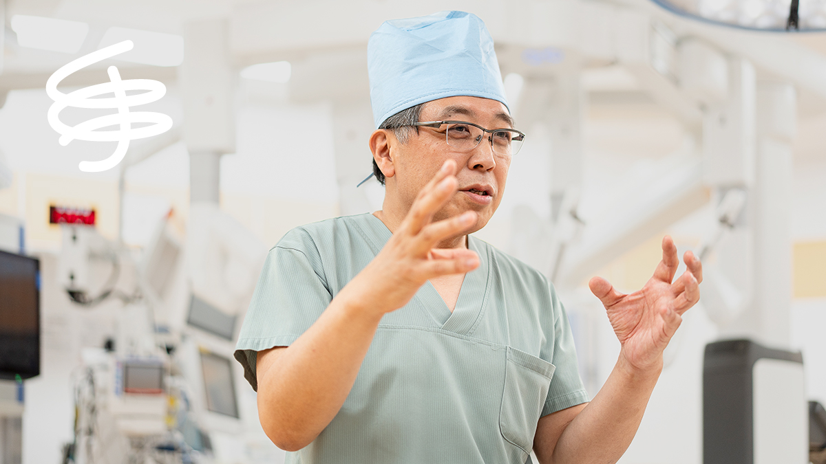 外科医の手、まなざしの先